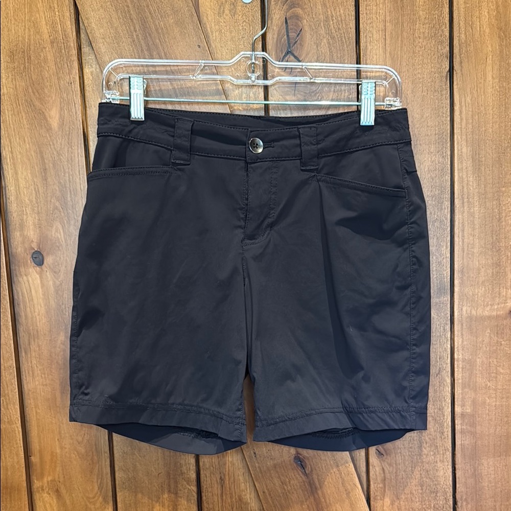 Eddie Bauer Black Travex Shorts women’s size 2